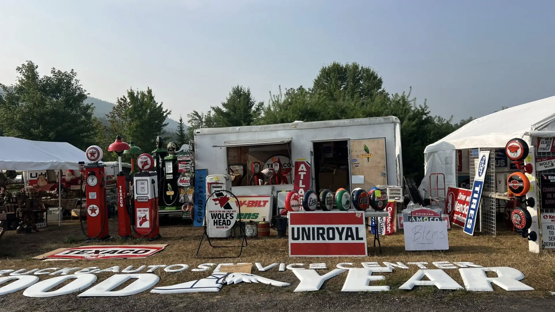 vendor at Brimfield 
